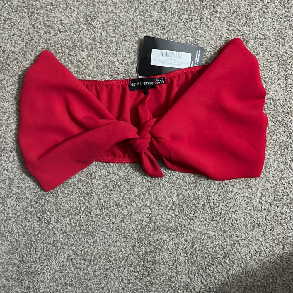 Pretty Little Thing top